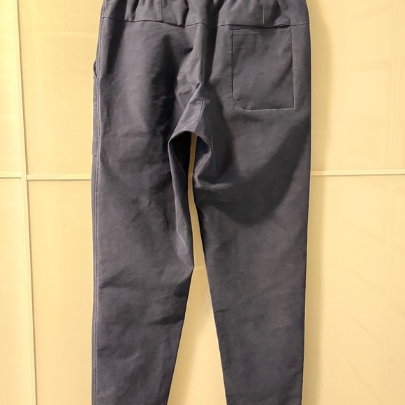 LULULEMON Men's Navy Bowline Pants - Picture 6 of 7